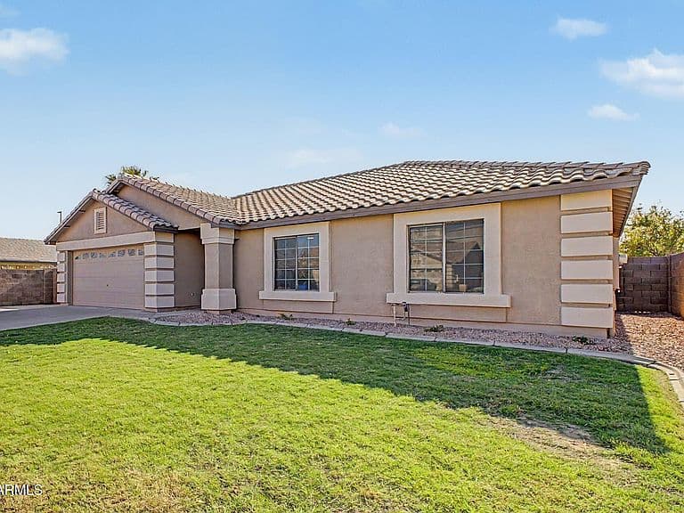 2228 S Banning Street photo 5