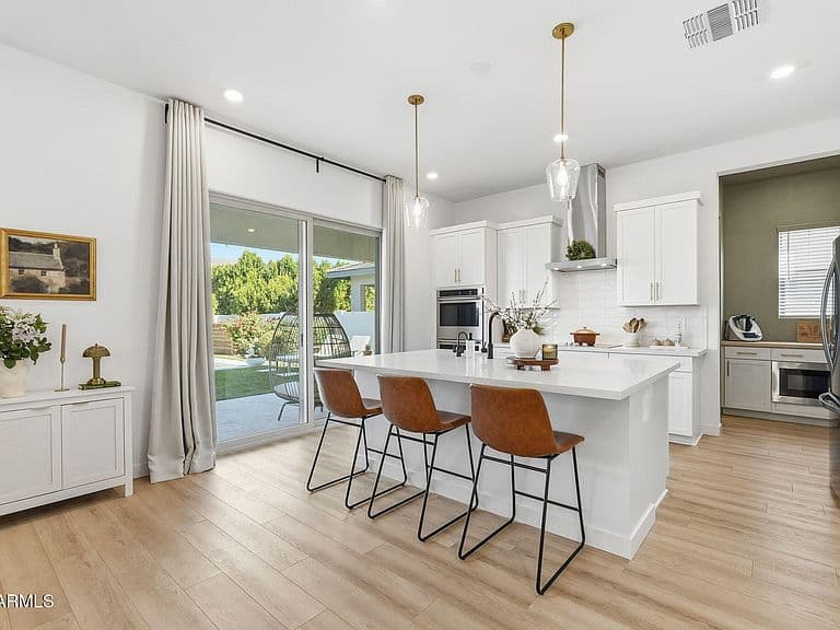 22728 E Saddle Way photo 3