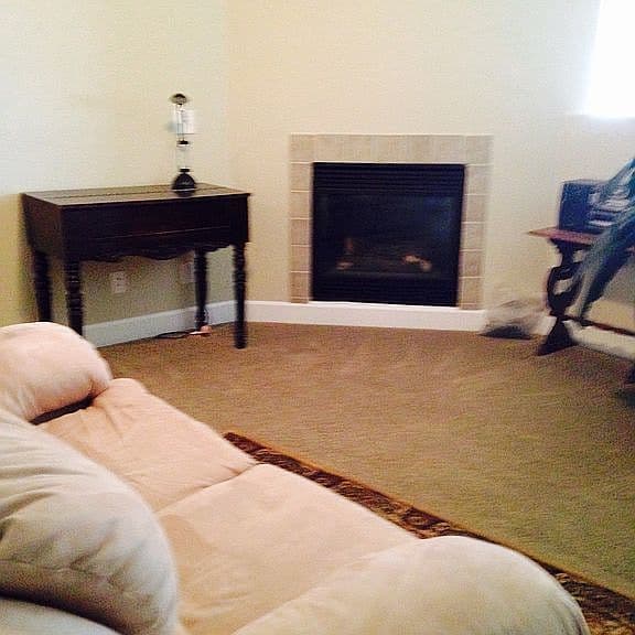 190 Fox Hills Dr photo 4