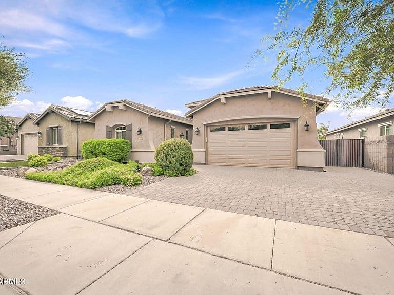 20575 E ARROWHEAD Trail photo 4