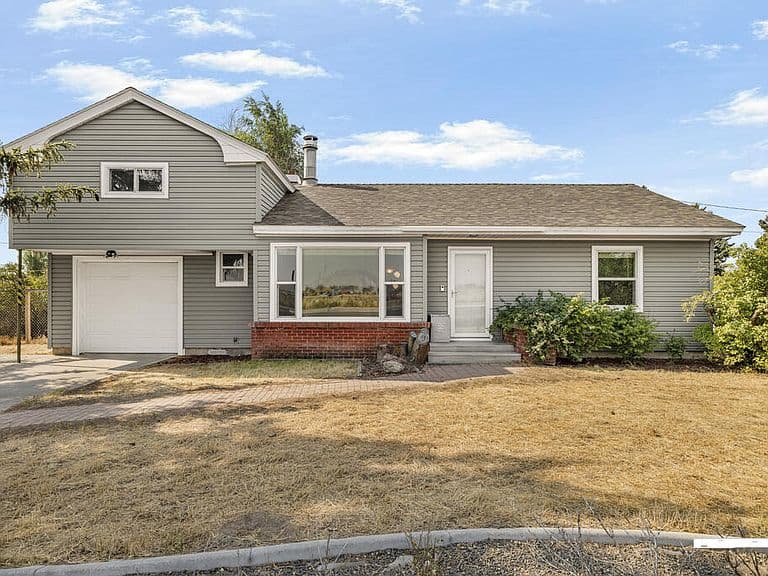 2516 E Lincoln Rd photo 2