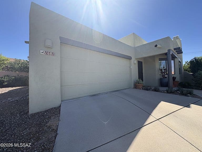 1681 W Chimayo Pl photo 2