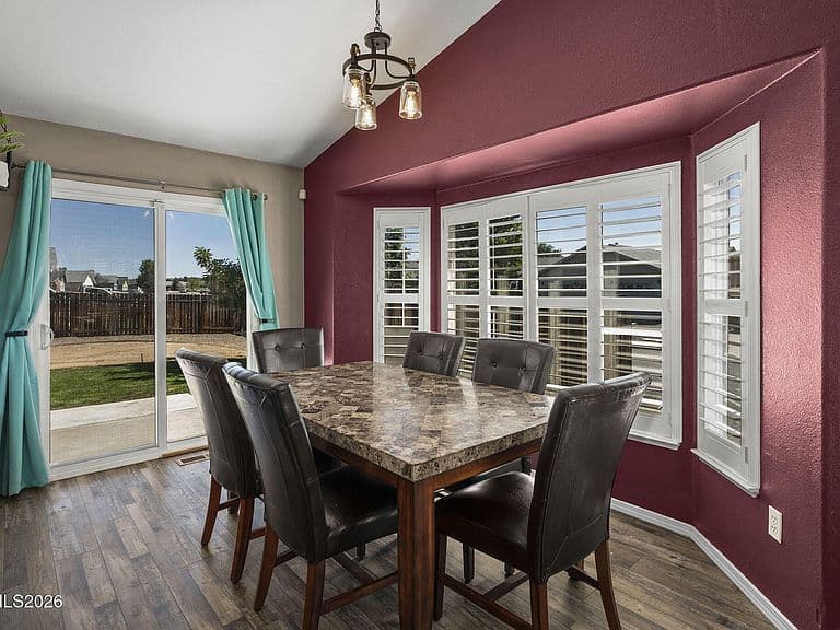 1407 Talking Sparrow Dr photo 4