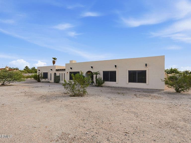 22866 W WATKINS Street photo 5