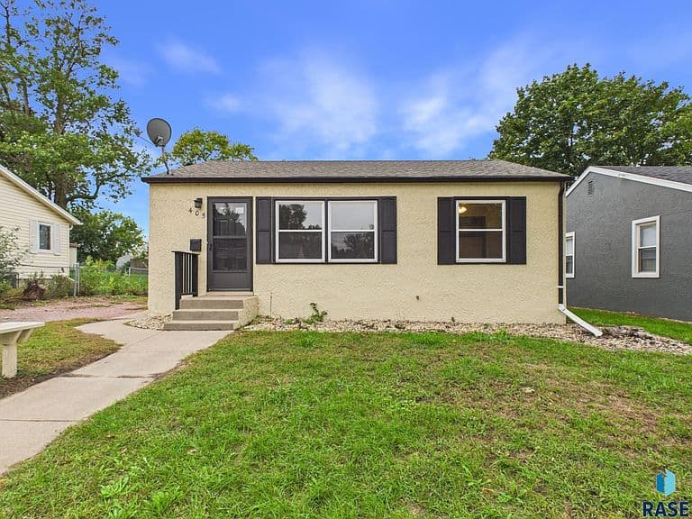 405 S Omaha Ave photo 1