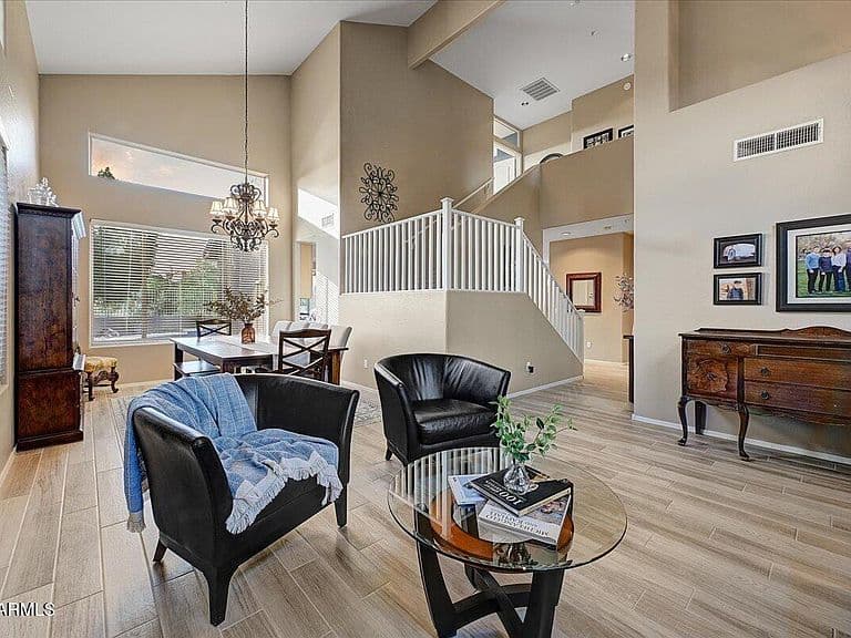 10548 E FIREWHEEL Drive photo 1