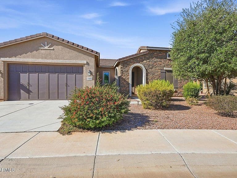41891 W Canasta Lane photo 1