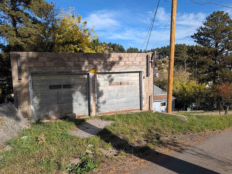 817 Highland Ave photo 5