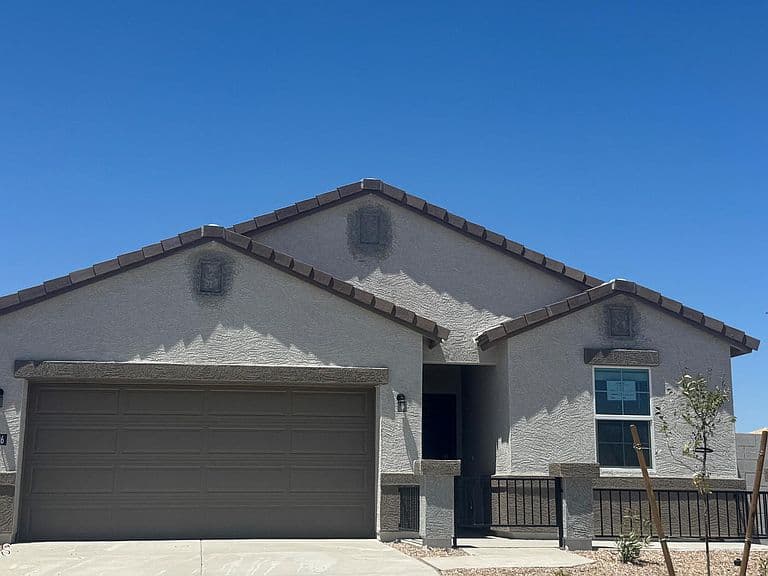 25446 W LA SALLE Street photo 1