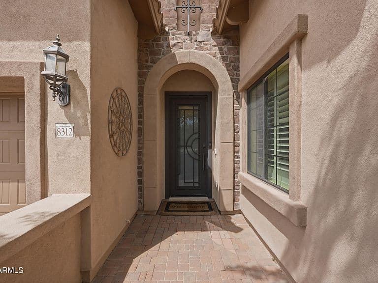 8312 E JENSEN Circle photo 5