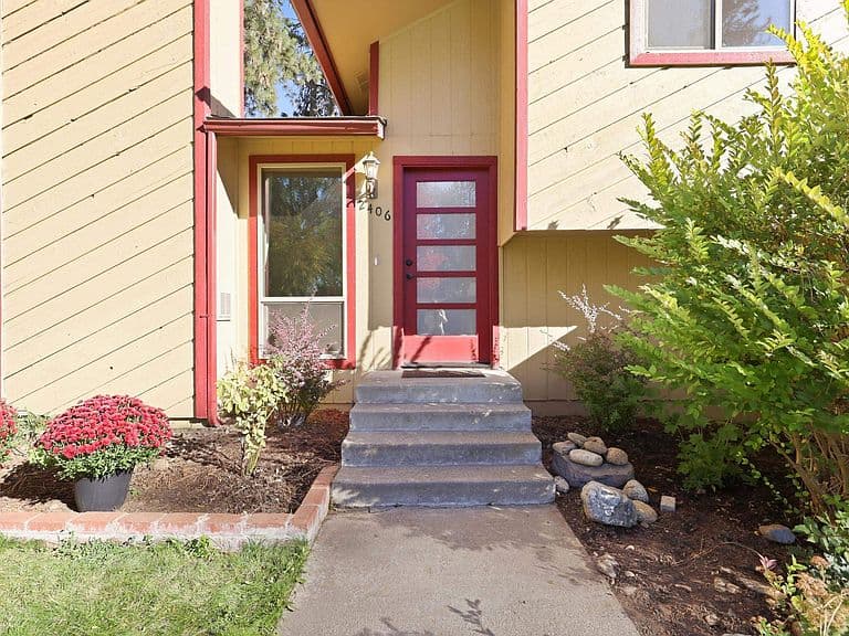 2406 N Pioneer Ridge Dr photo 4