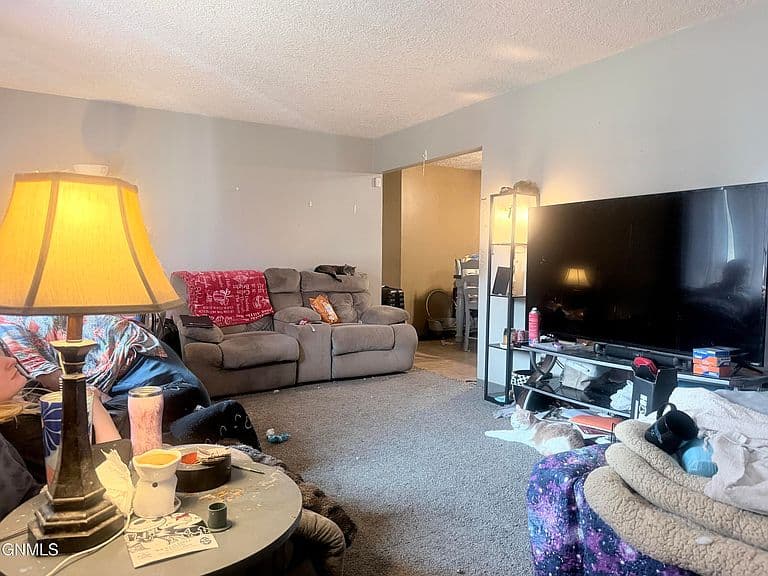 112 6th Ave NW photo 5