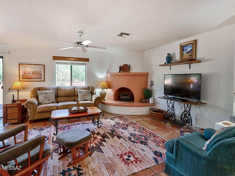 886 W Arbor Ridge Dr photo 5