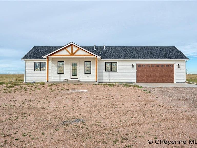 4253 Lonesome Dove Trl photo 2