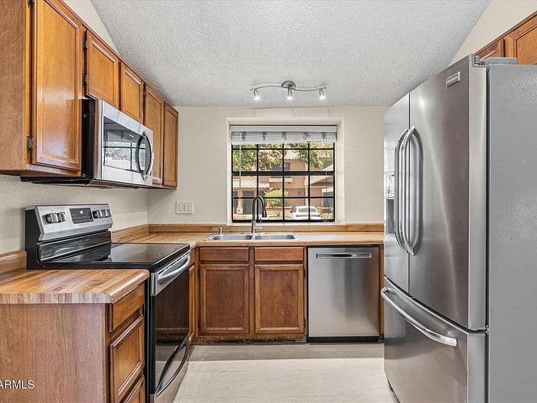 3491 N ARIZONA Avenue #71 photo 3