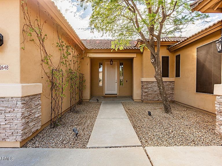 32648 N 40TH Place photo 2