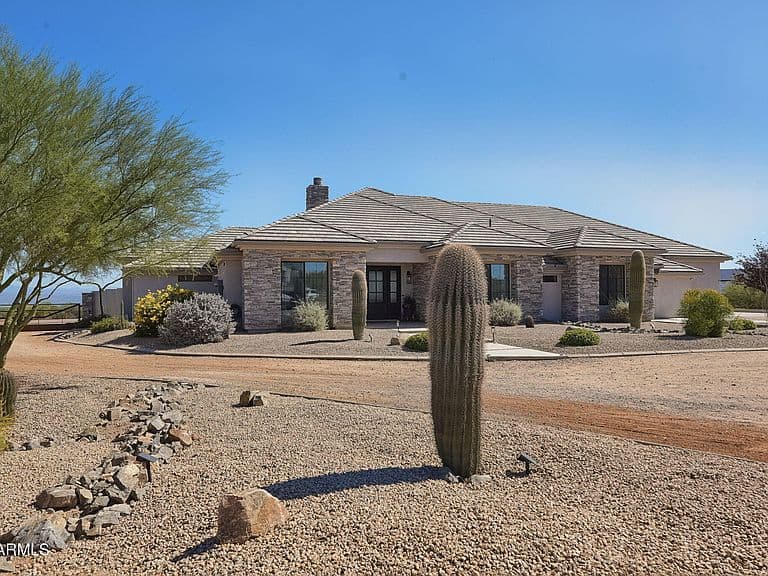 13811 E WINDSTONE Trail photo 2