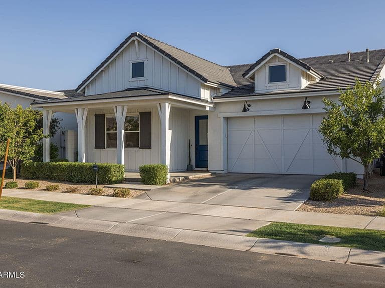 10209 E Thistle Avenue photo 2
