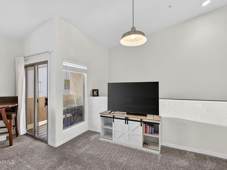 1406 W EMERALD Avenue #118 photo 3