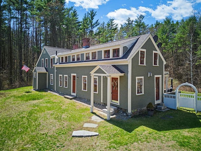 41 W Lull Place photo 5