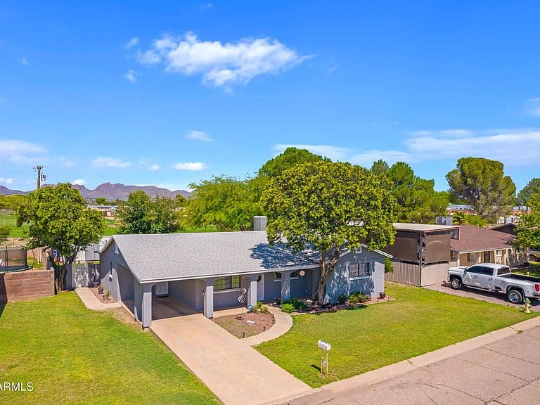 1545 MISSION Drive photo 4