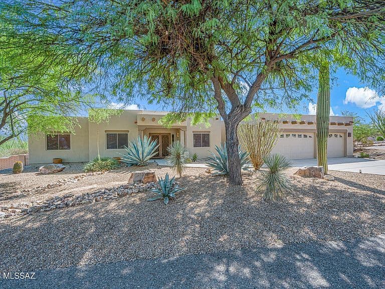 9127 S Ocotillo Vista Pl photo 3