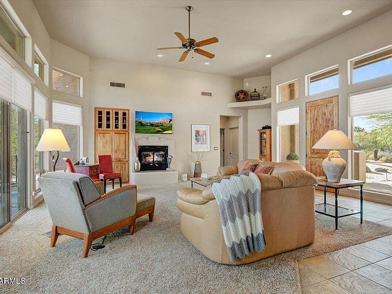 26424 N HERON Lane photo 3