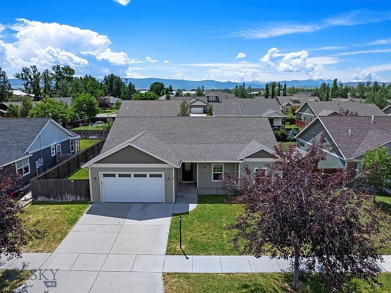 30 Ridgeline Ln photo 2