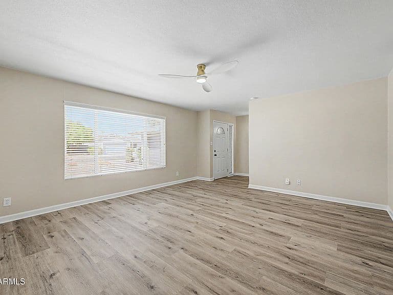 8613 E LAREDO Lane photo 4