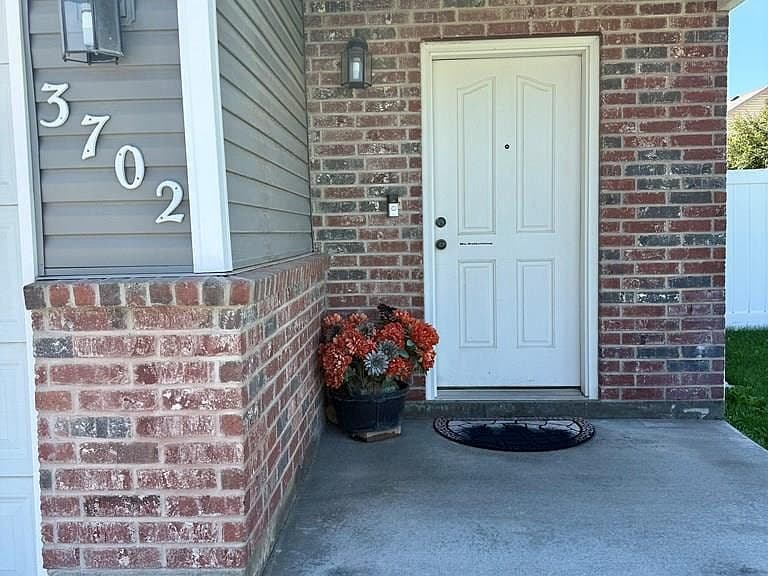 3702 E Pearce Dr photo 2