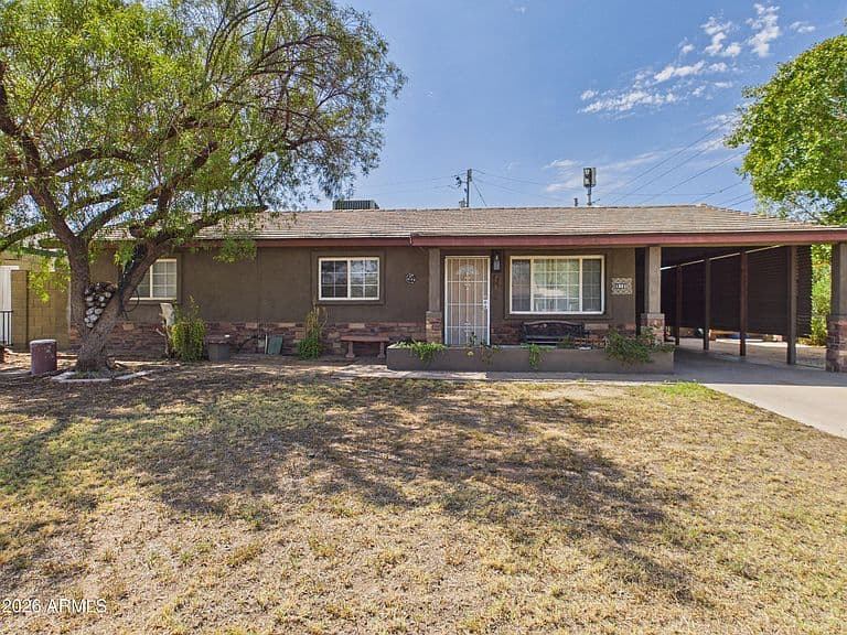 1201 E GRISWOLD Road photo 3