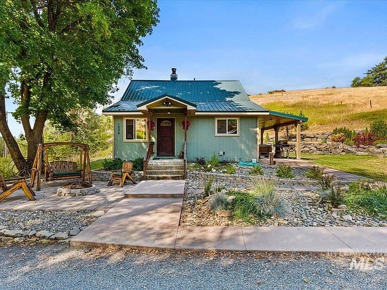 1034 Browns Ln photo 2
