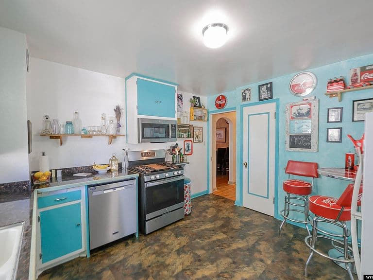 906 Ruby Pl photo 5