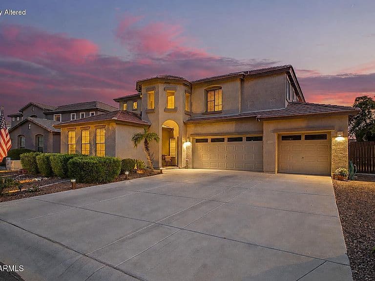 31292 N SADDLEBAG Lane photo 1