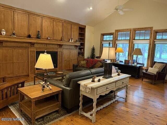1649 Jim Simmons photo 5