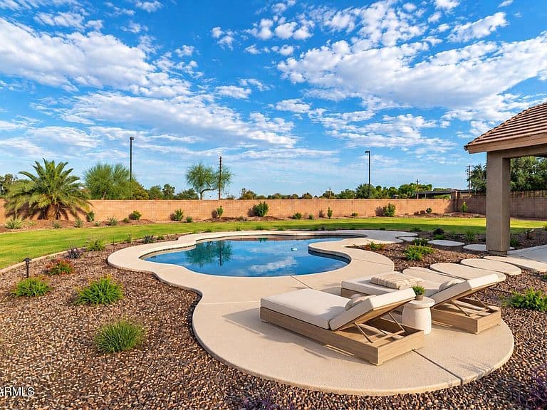 6361 S Sky Court photo 1
