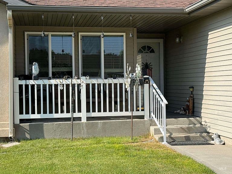 2879 Deaun Ave photo 4