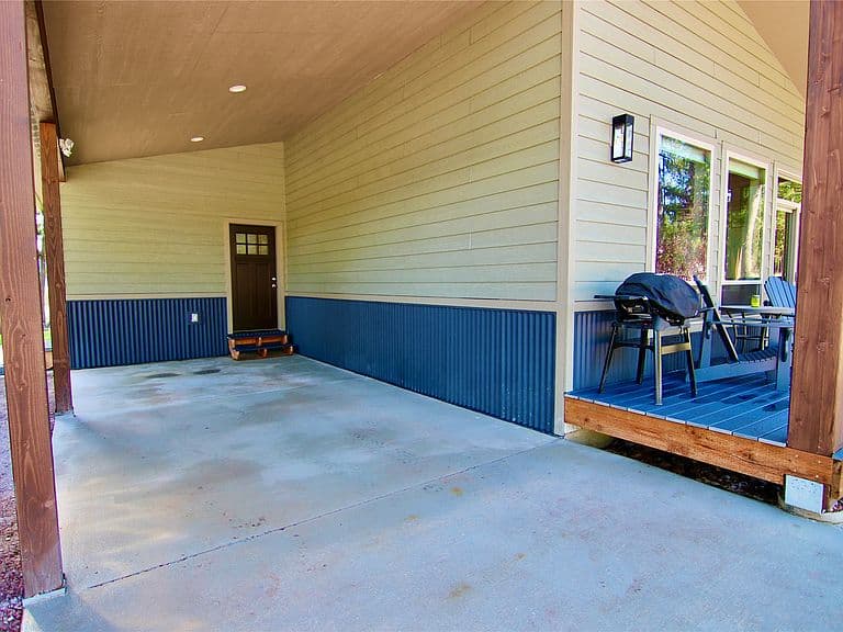 216 Silvertip Trl photo 5