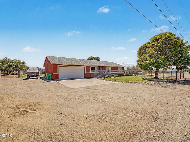 12171 E REKSOM Road photo 4