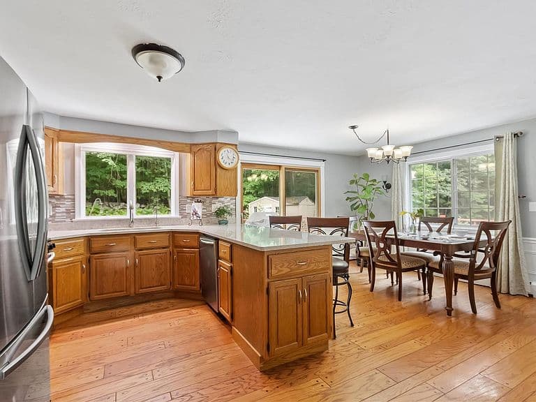 12 Parker Drive photo 5