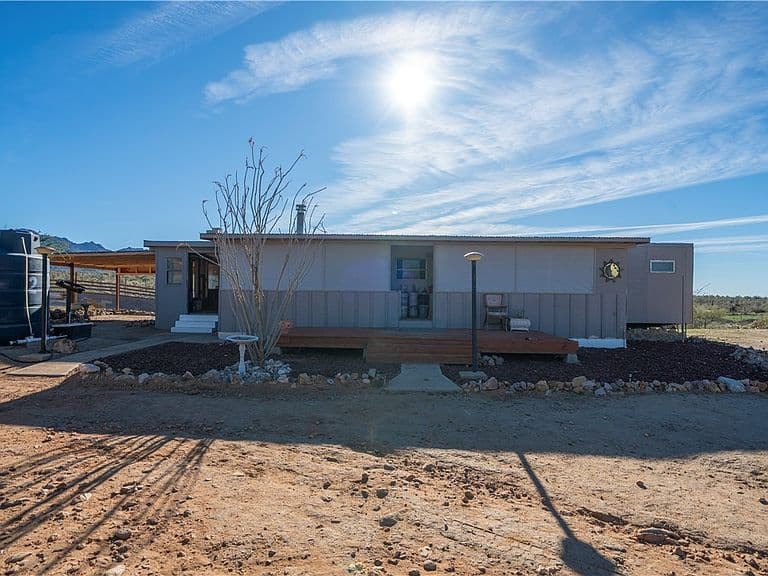 10887 S Duncan Rd photo 2