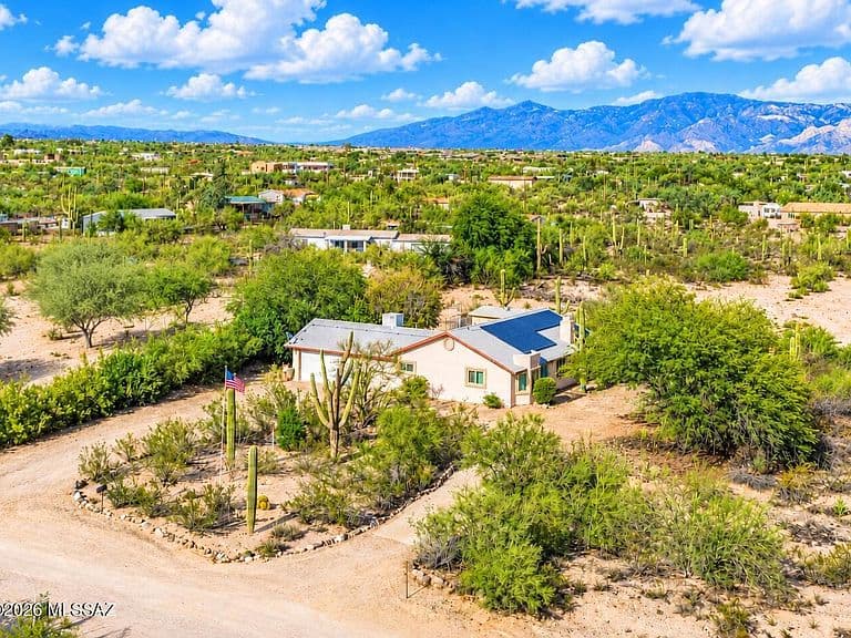 10220 N Camino Pico Vis photo 1