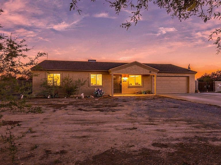 3527 E BATTEN Road photo 4