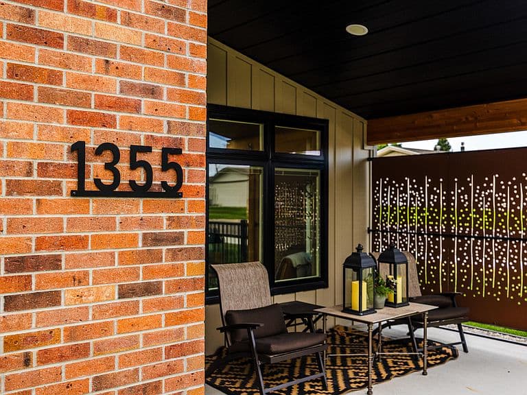 1355 Avon St photo 5