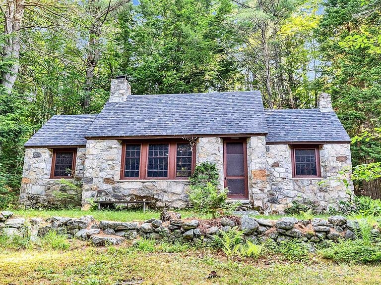 314 Mountain Road photo 1