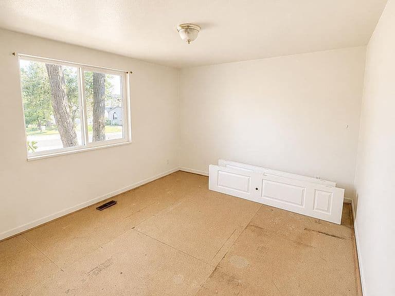 170 Clear View Dr photo 5