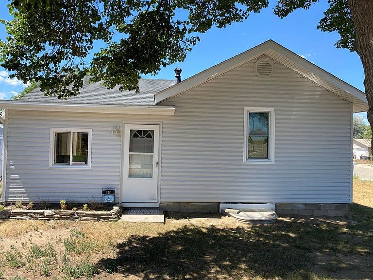 420 S Cummings Ave photo 2
