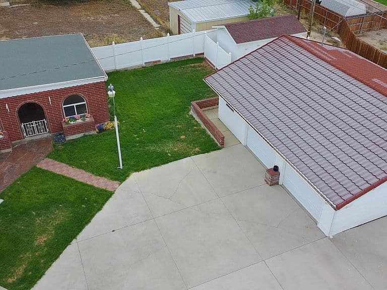 1422 Carbon St photo 5