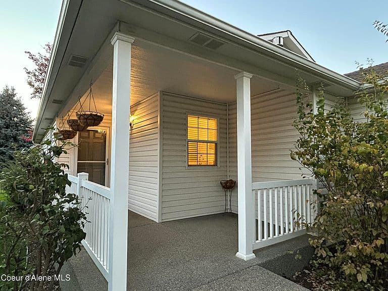 6329 N Lafayette Ln photo 3