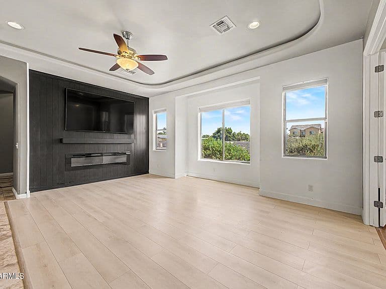 4550 E PRINCESS Drive photo 4